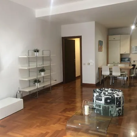 Apartment 10 Bossi Duomo