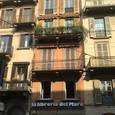 10 Bossi Duomo * Mailand